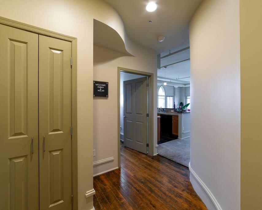 King Bed W/ Panoramic Views Of Dt! Apartment Rochester Exterior photo
