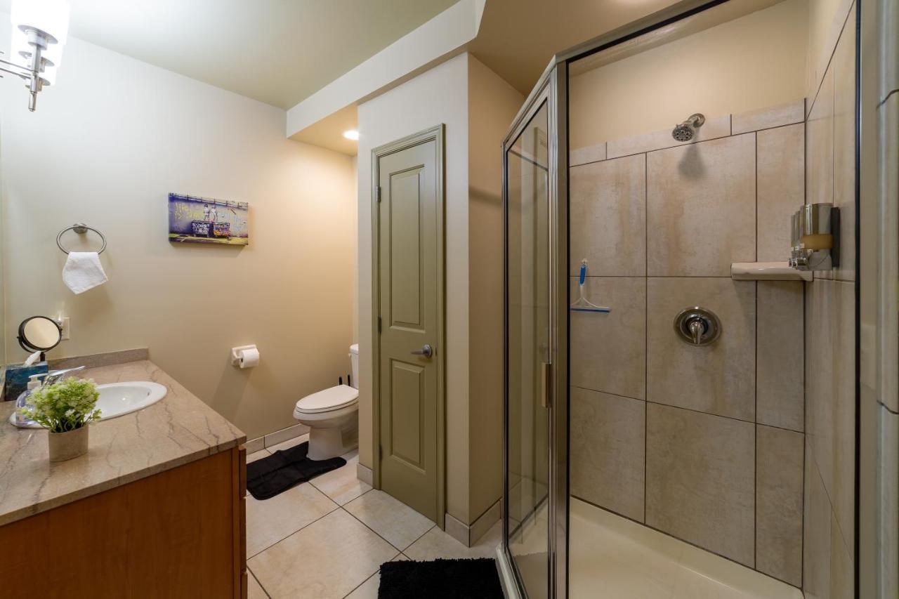 King Bed W/ Panoramic Views Of Dt! Apartment Rochester Exterior photo