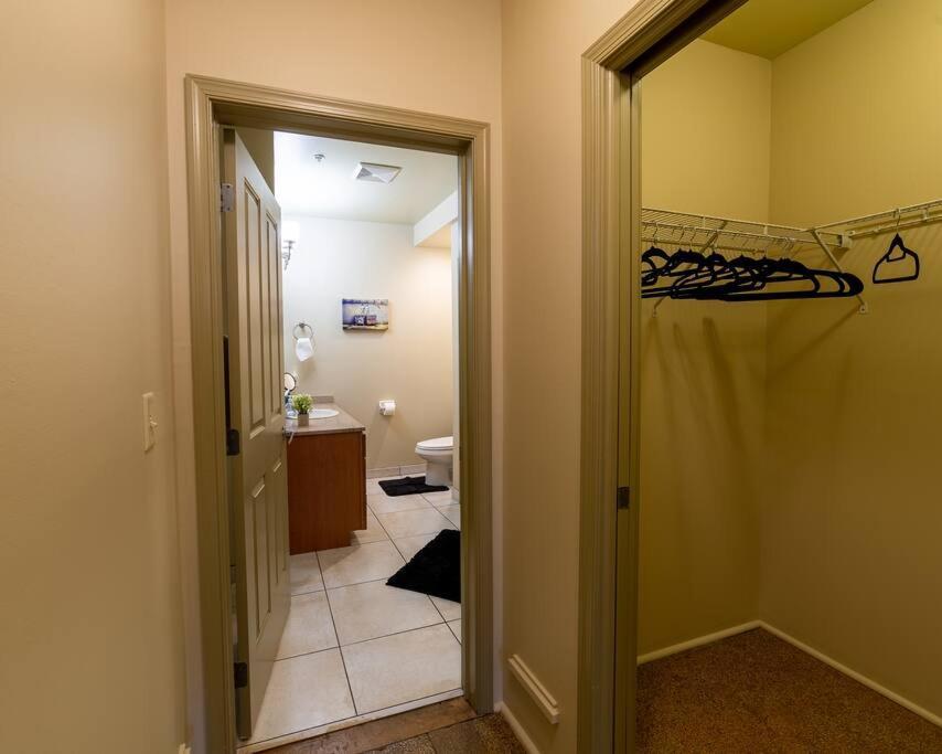 King Bed W/ Panoramic Views Of Dt! Apartment Rochester Exterior photo